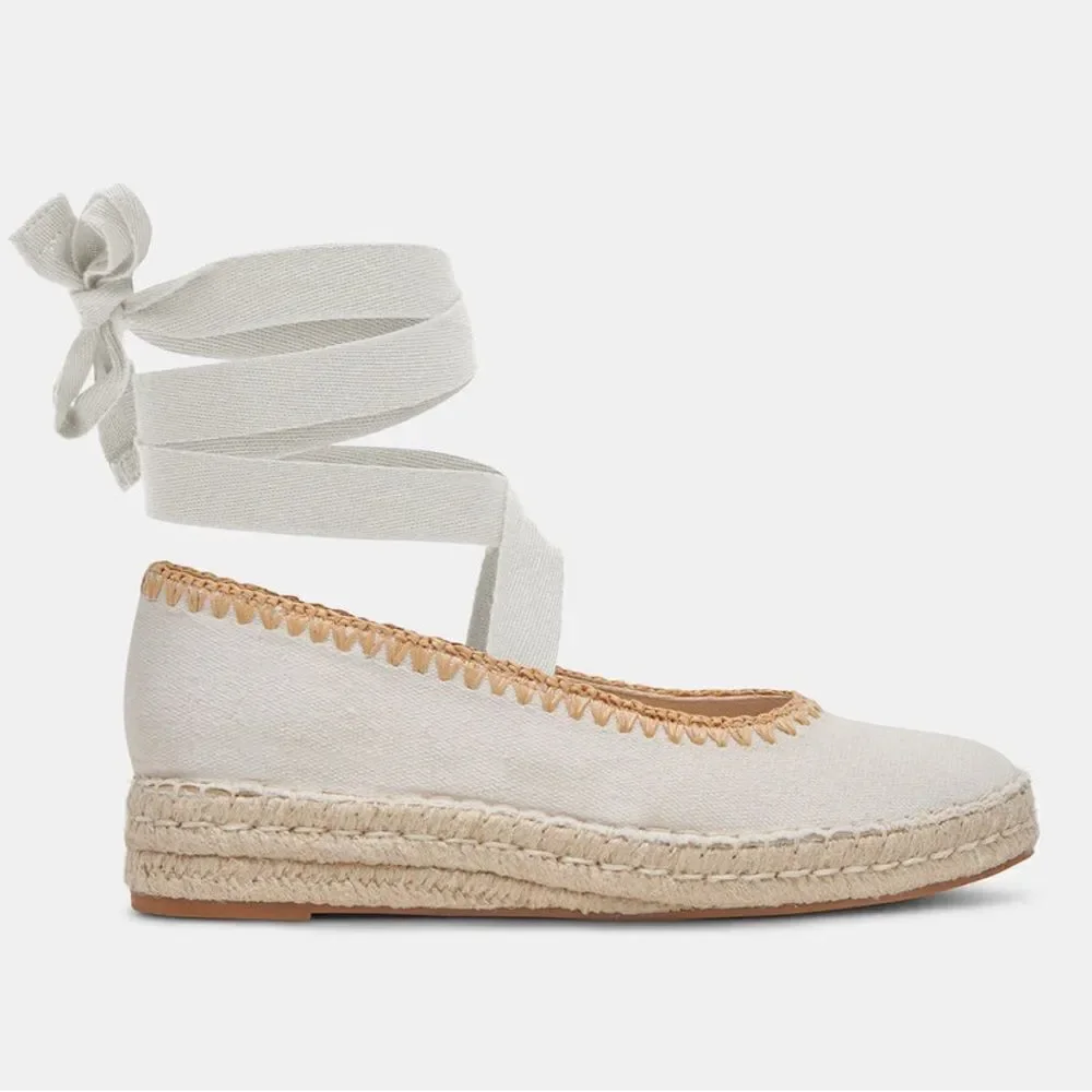 DOLCE VITA Women’s Morgan Espadrilles Flats in the Size 9.5 in Ivory Canvas